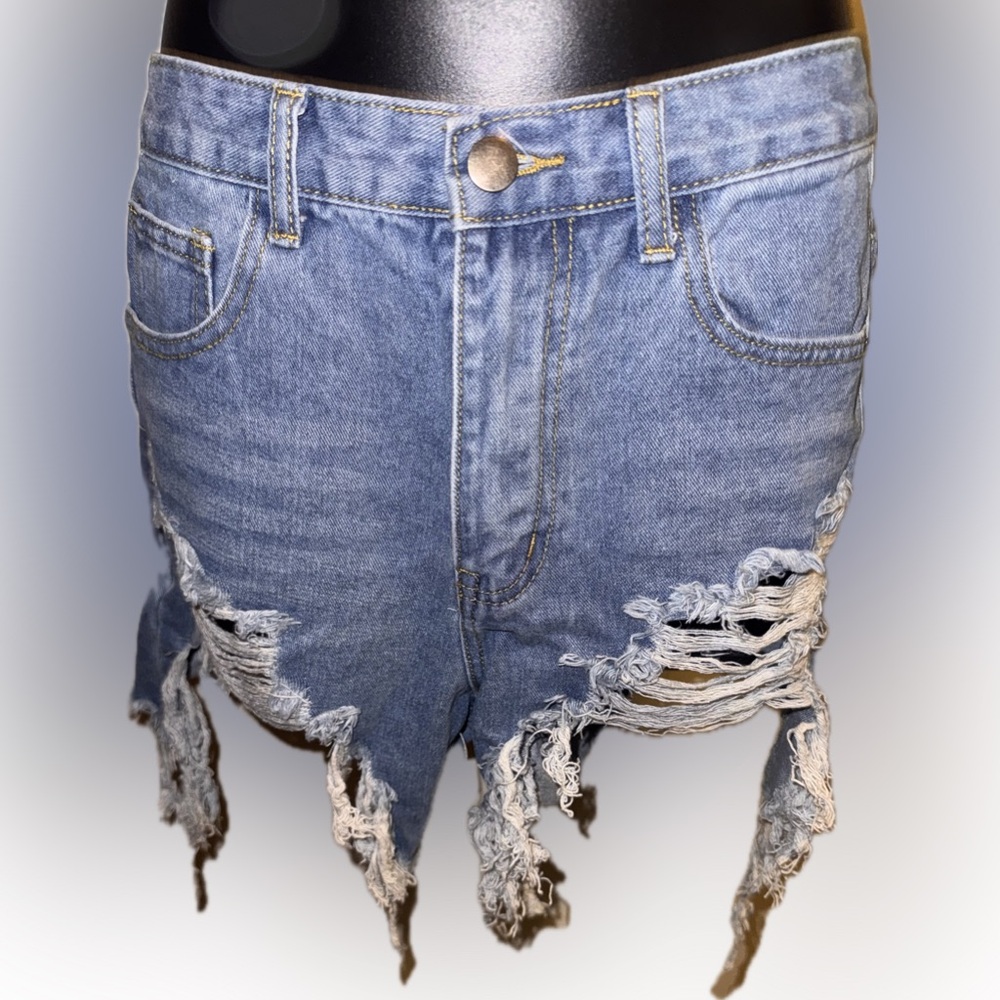 Women’s distressed shorts